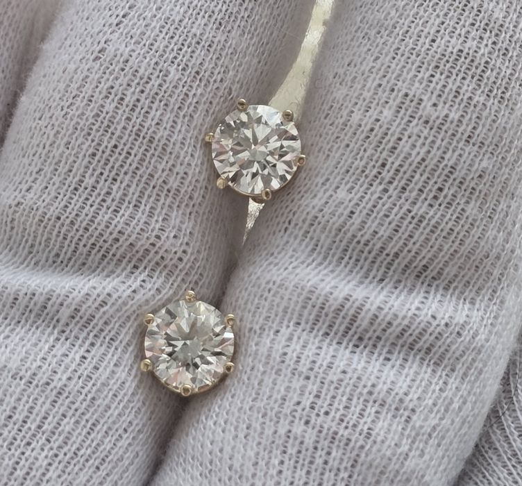 Сережки, пусети Damiani