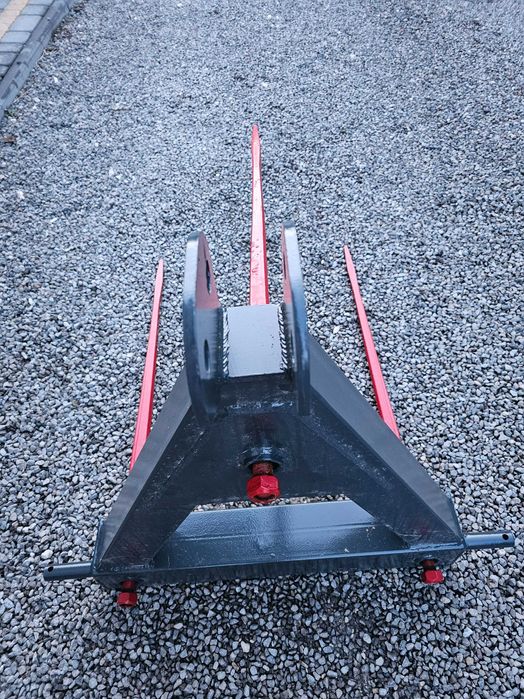 Podnośnik widły do bel słomy siana sianokiszonki balotów bali chwytak