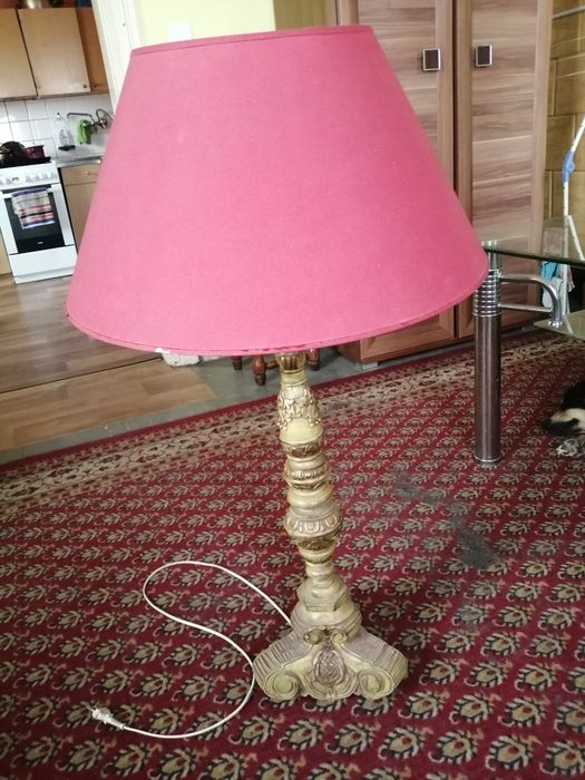 Lampa zabytkowa stołowa