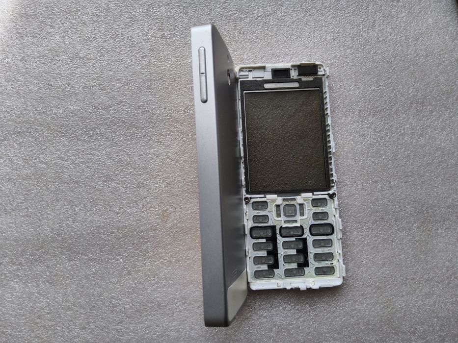 Корпус телефона 515  NOKIA, НОКІА білий, б/у 250грн,оригінал,