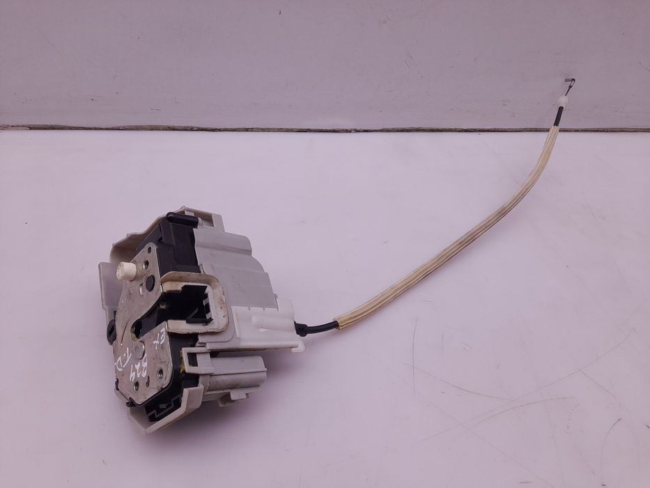 Fechadura / fecho porta trás direito LANCIA Delta III (844_)