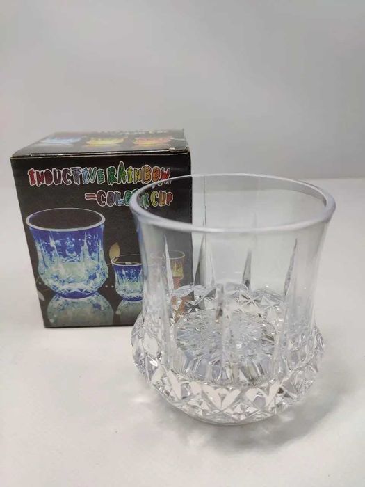 Склянка з LED підсвічуванням,( 200 мл )