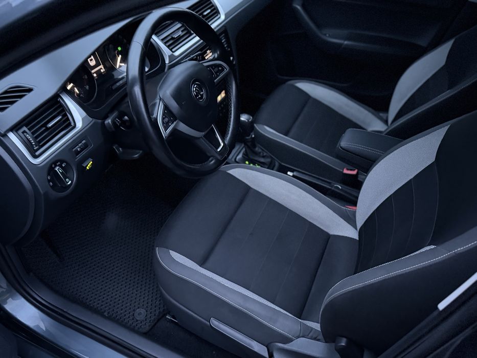 Skoda Rapid 2016 рік.