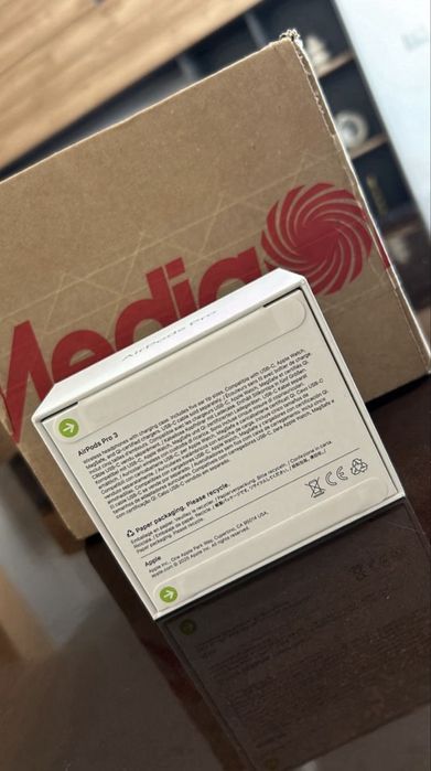 Sprzedam słuchawki AirPods Pro 3