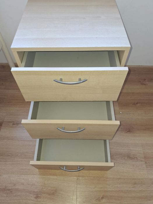 Mesa de cabeceira