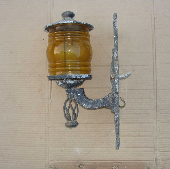 Candeeiro Grande de Parede com Vidro Laranja