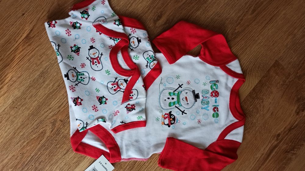 Nowe body świąteczne 3-6 miesięcy