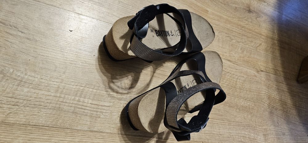 Buty Bayton 36 nowe