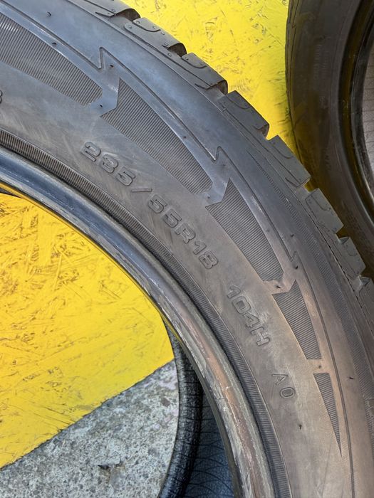 Шини Резина 235.55 R18 Goodyear Зима