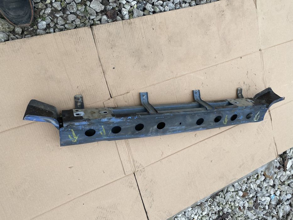 Belka przod pod zderzak  przòd Maxsus Delivery