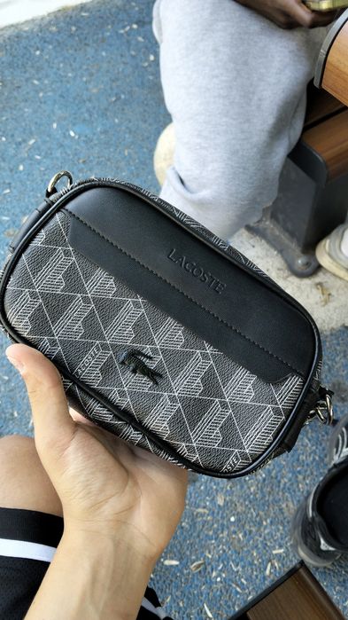 Mala da lacoste nunca usada