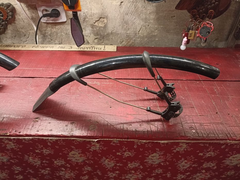 Болотники крылья!