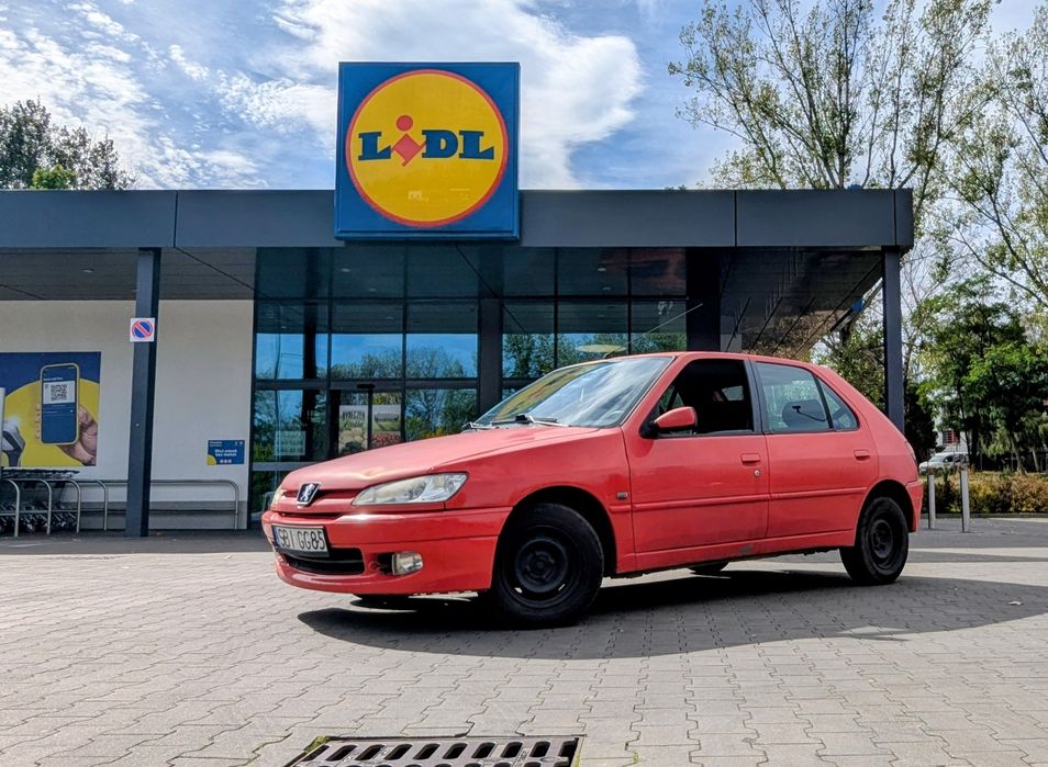 Peugeot 306