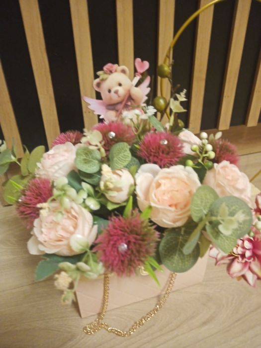 Flower box w eleganckiej torebce