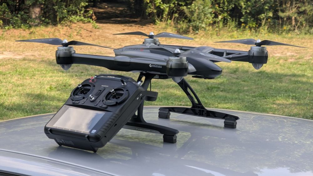 Yuneec Typhoon H500 - stabilny dron z GPS, gimbalem pod Hero