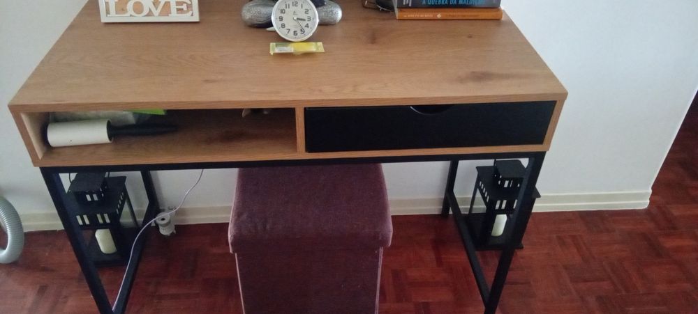 Móvel/Consola secretária
