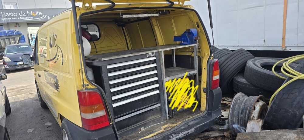 Mercedes Vito 2.3D Oficina