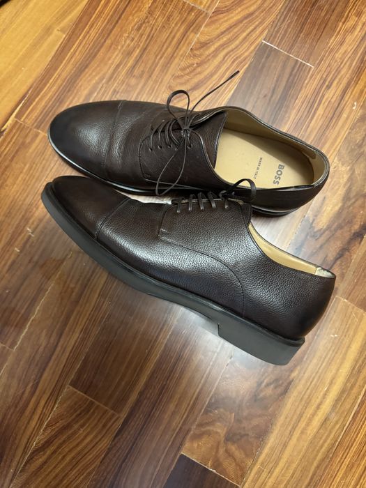 Sapatos novos Hugo Boss