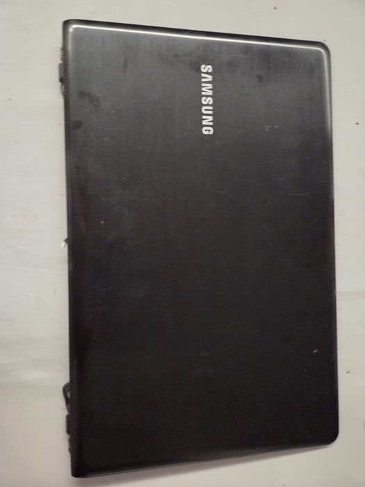 Sprzedam klapę Matrycy do Laptopa SAMSUNG NP350E 7C