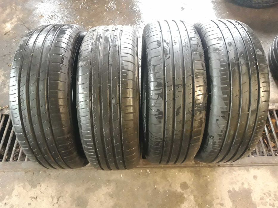Opony letnie 215/55/17 94V Goodyear Efficient Grip Performance