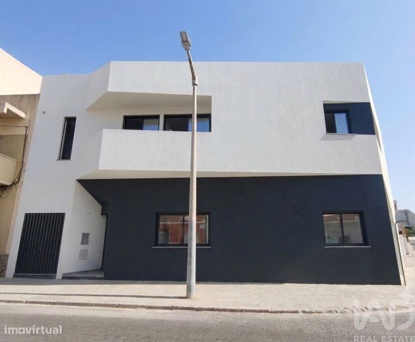 Apartamento T1 em Quarteira de 176,00 m2