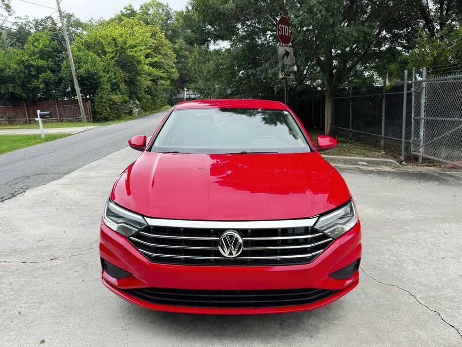 Volkswagen Jetta      2019