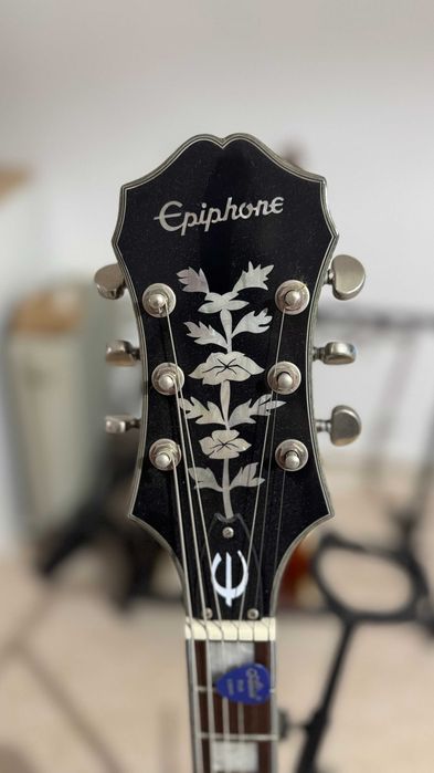 Guitarra Epiphone Emperor Swingster Black