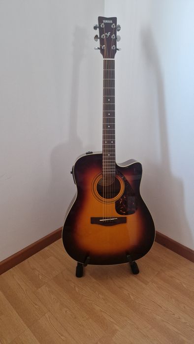 Guitarra Eletroacústica Yamaha FX370C TBS + Estojo Ritter + Acessórios