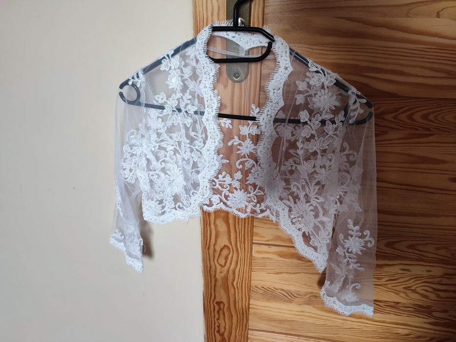 Sprzedam piękne bolerko ślubne rozmiar S