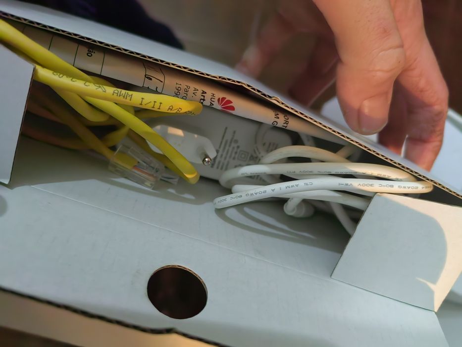 Huawei Ai cube como novo