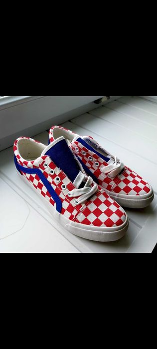 Trampki w kratkę