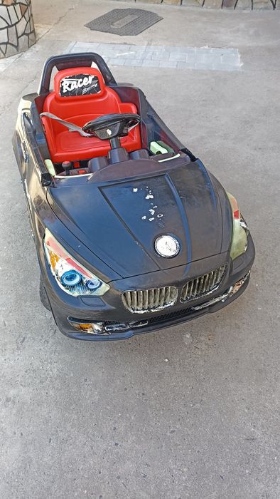 Дитячий автомобіль 2-7 років