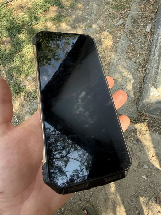 Противоударный телефон. Doogee v max 12 256gb