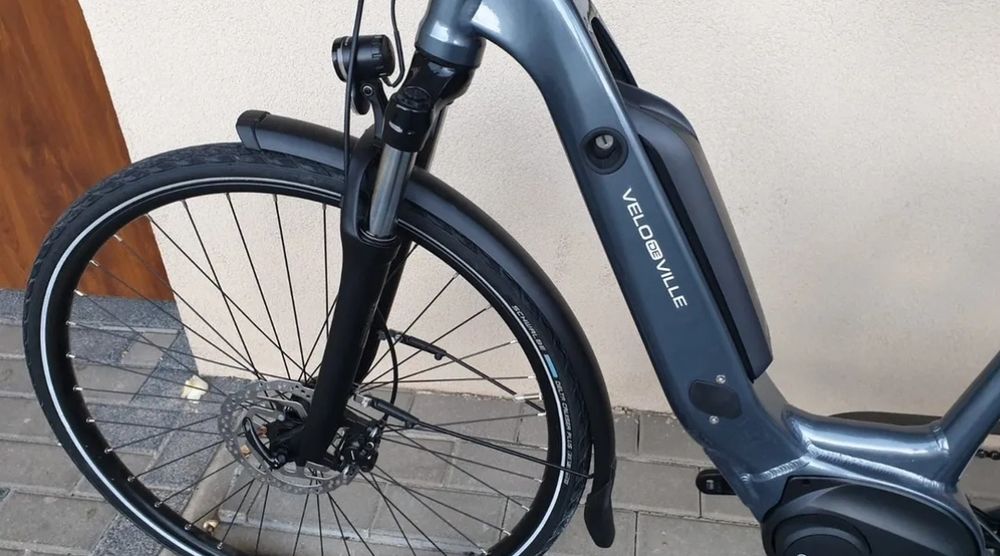 Rower velo de ville aeb 800 bosch