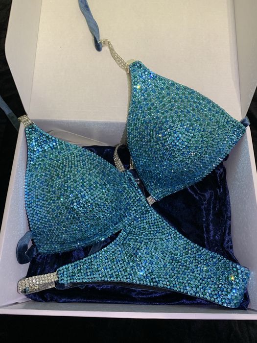 Купальник фітнес бікіні