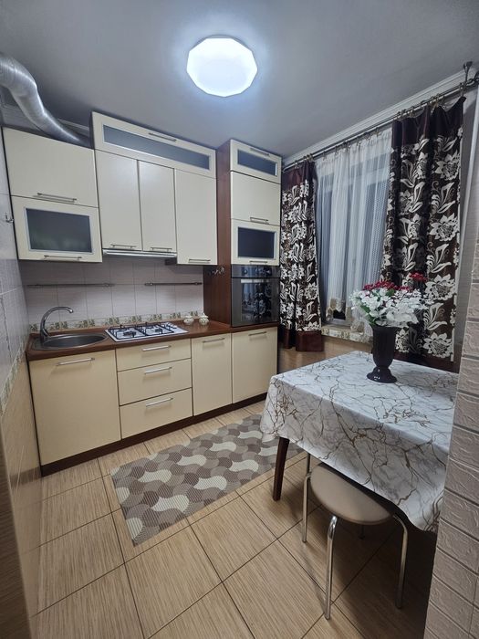 Посуточно!Новые Дома,Комунальный р-к,Ньютона Масельского  Мира