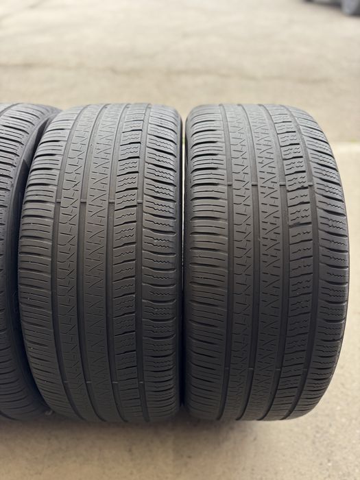 Шини всесезонні 265/40/22 Pirelli Scorpion Zero