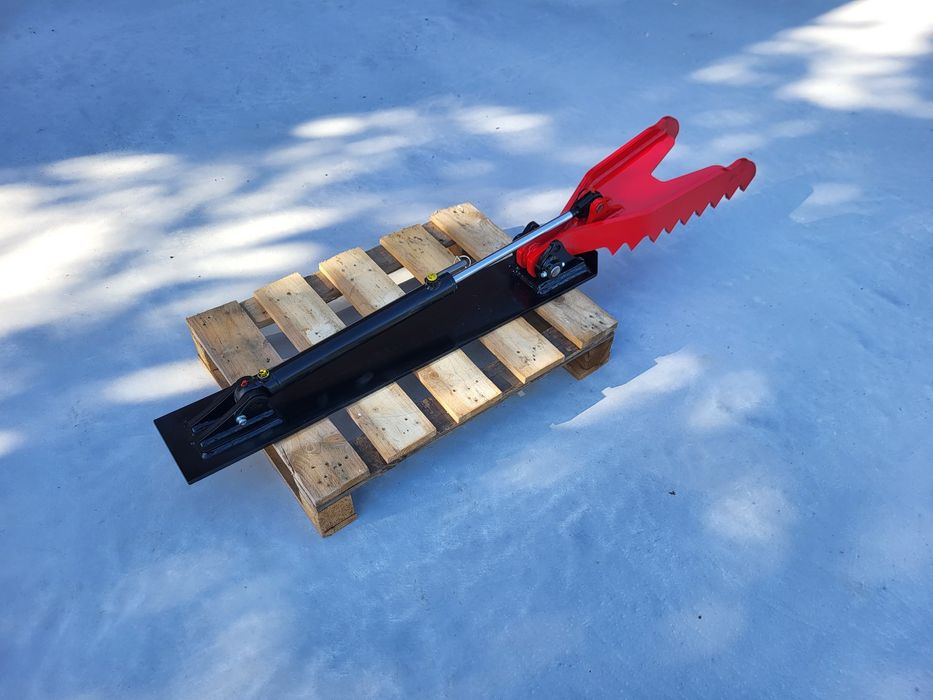 Kciuk palec do minikoparki z płytą montażową