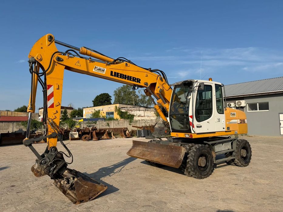 Liebherr A 316  2007 rok | centralne smarowanie | ramie 3x łamane | 314 312