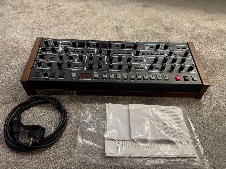 Sequential Prophet 6