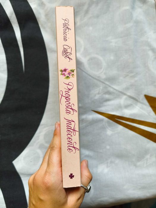 Livro "Proposta Indecente" de Patricia Cabot
