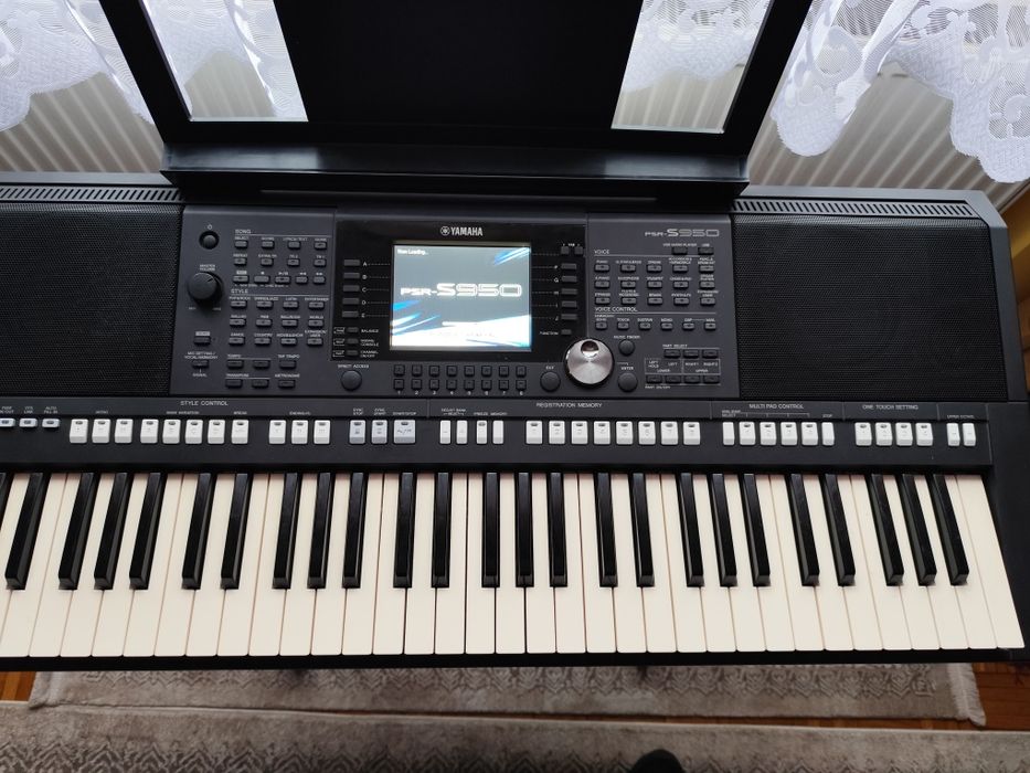 Keyboard Yamaha PSR S950