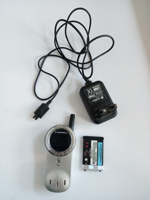 Продам телефон Motorola V 70
