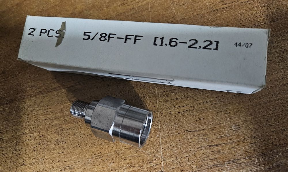Zlacze kablowe 5/8F-FF