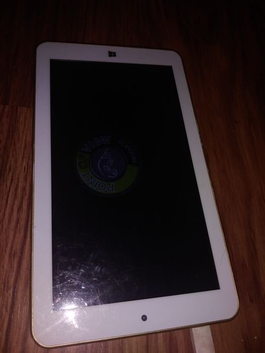 Tablet inclui carregador o estado funcional já não está 100% só 15€64730024412290123