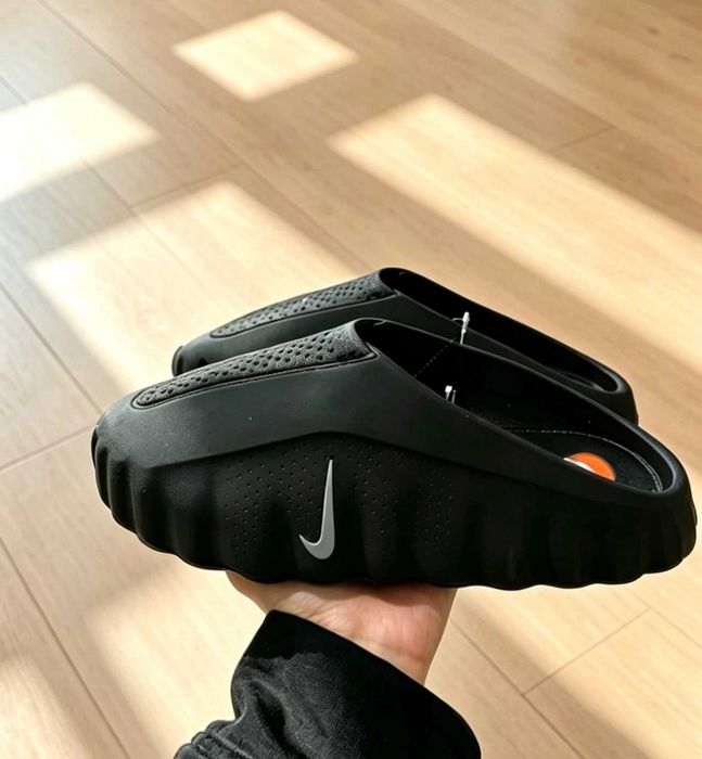 Nike Mind 001 Triple Black R.40