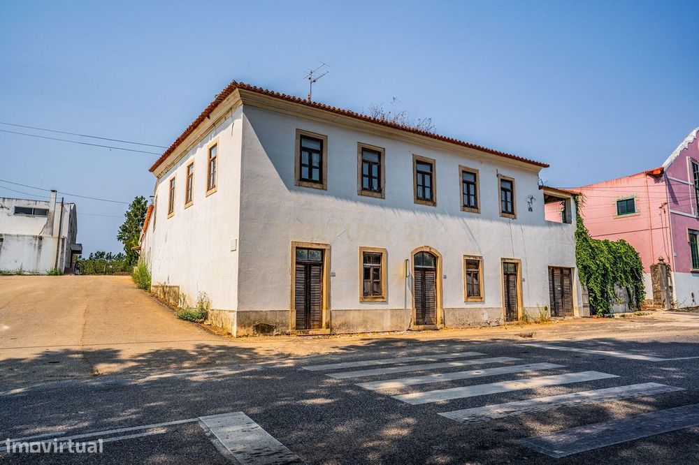 Prédio no coração do Sanguinhal, Bombarral