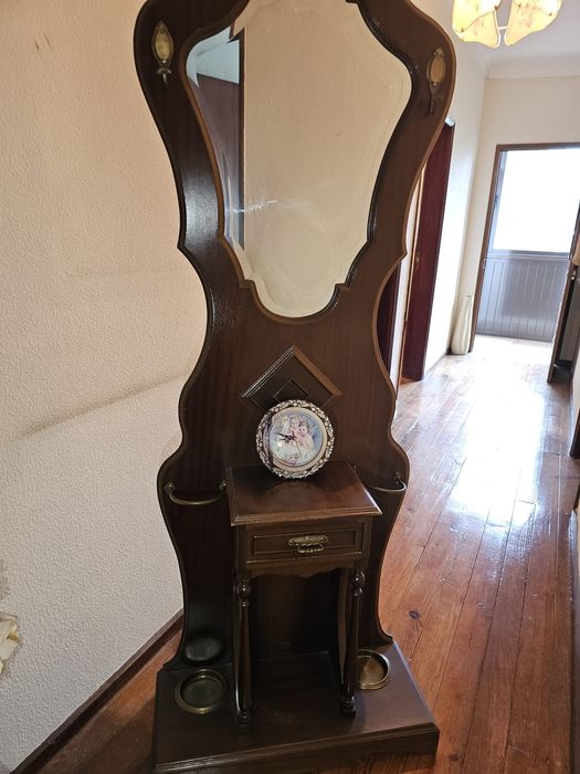 Móvel de entrada e estante de canto