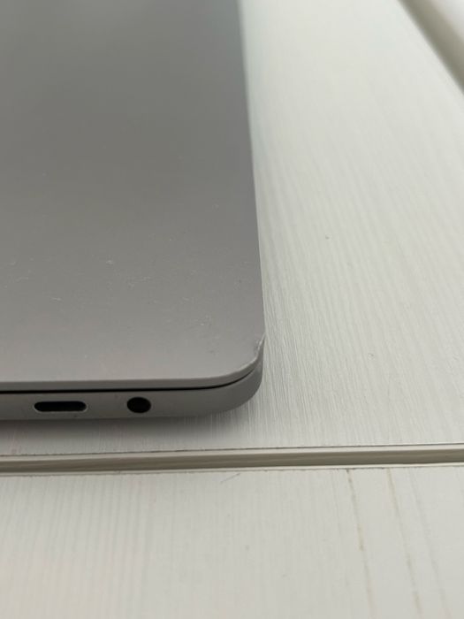 MacBook pro 16” (2019)