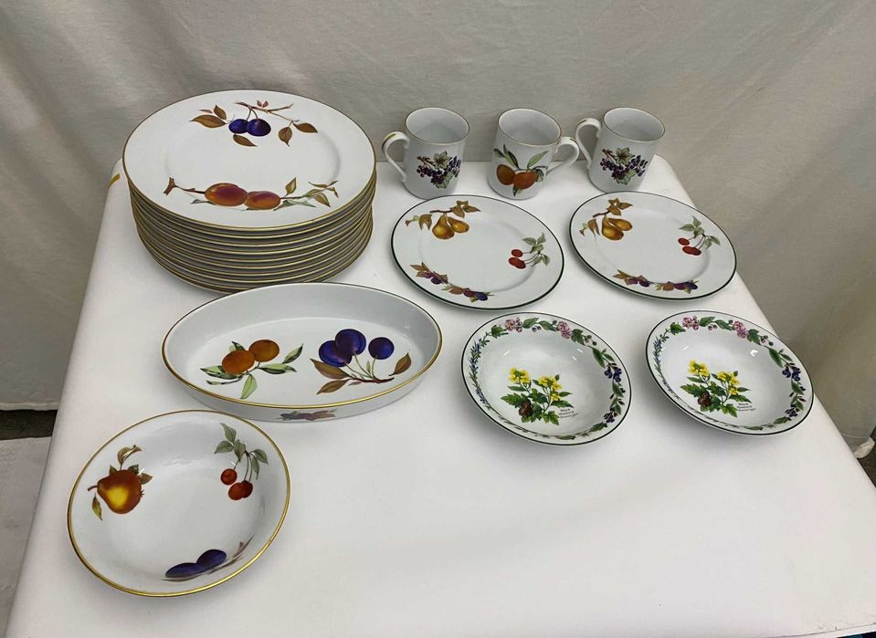 Lote 21 Peças Royal Worcester (Evesham Gold & Herbs) - Ouro 22k